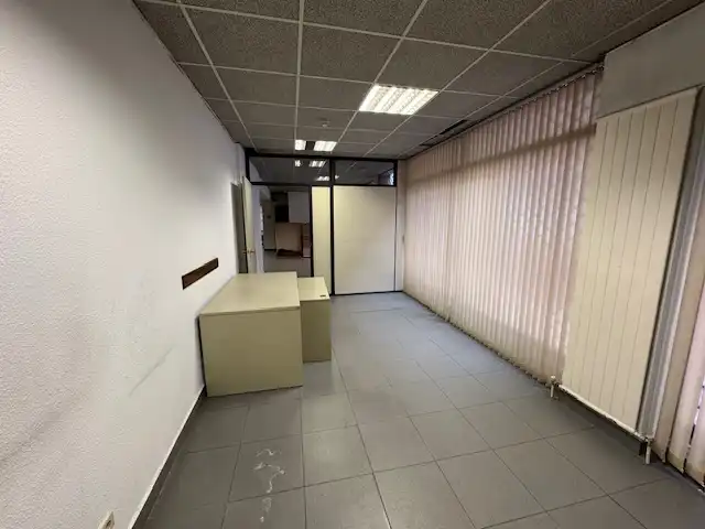 Local de lloguer en Oviedo 