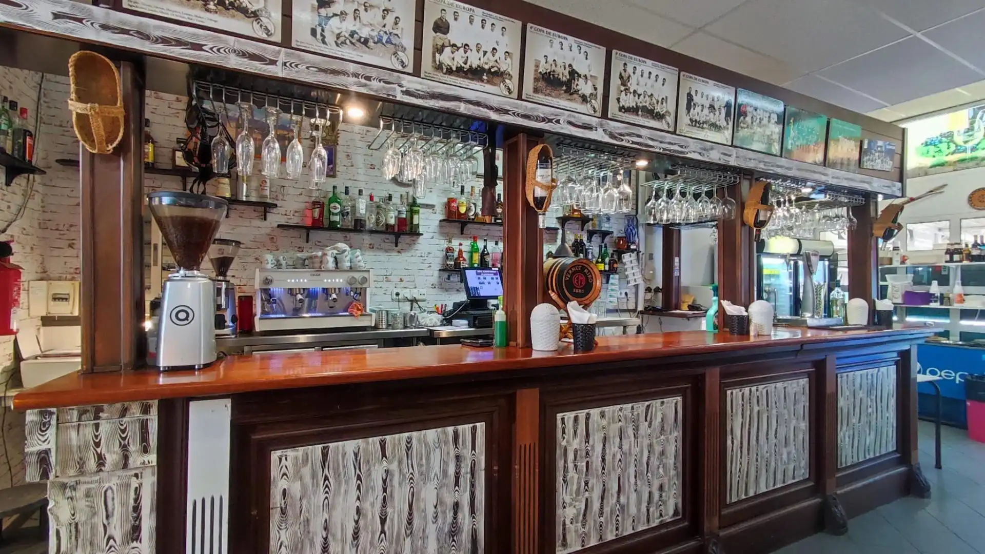 Local comercial en venda a Coves Noves