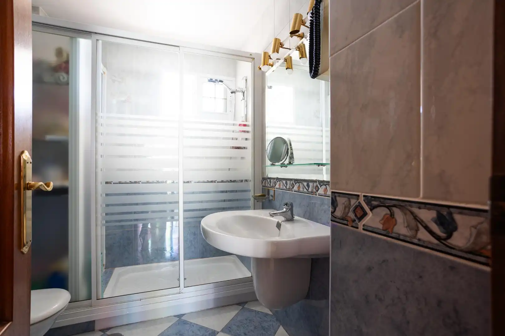 Detached homes for sale in El Brillante -El Naranjo - El Tablero