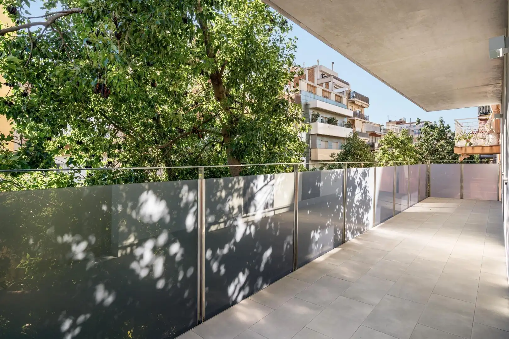 Terrasse von Wohnung zum Verkauf in Badalona mit Klimaanlage, Parkett und Abstellraum