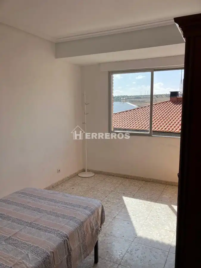 Habitación de Casa o chalet en venta en Galilea con Calefacción y Terraza