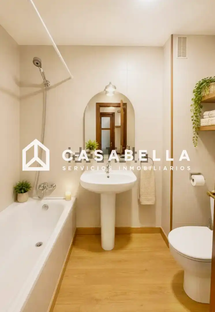 Baño de Piso en venta en L'Eliana con Aire acondicionado, Calefacción y Terraza