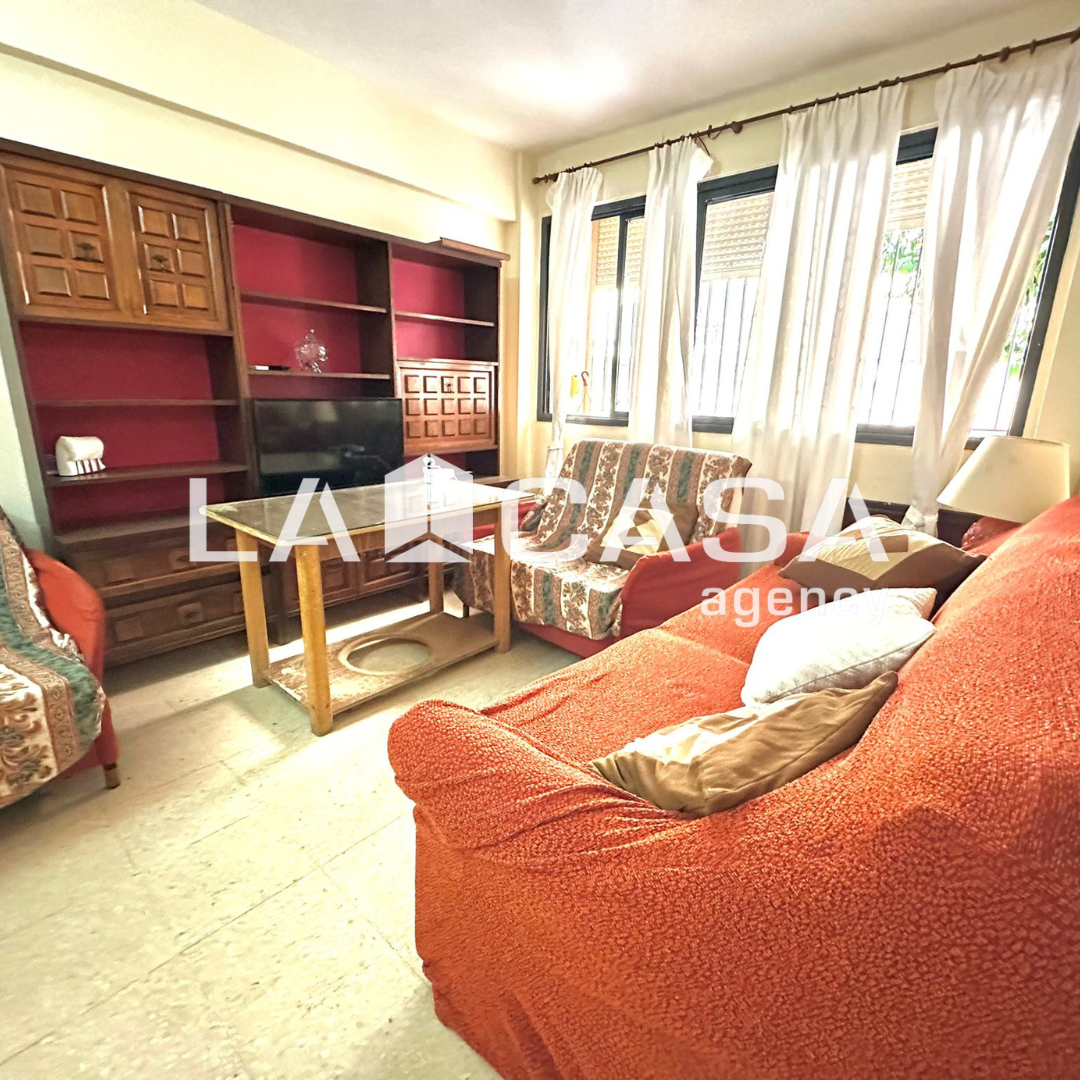 Exterior view of Flat for sale in  Sevilla Capital
