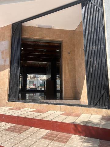 Local comercial en Alquiler en Calle Gerald Brenan en Centro