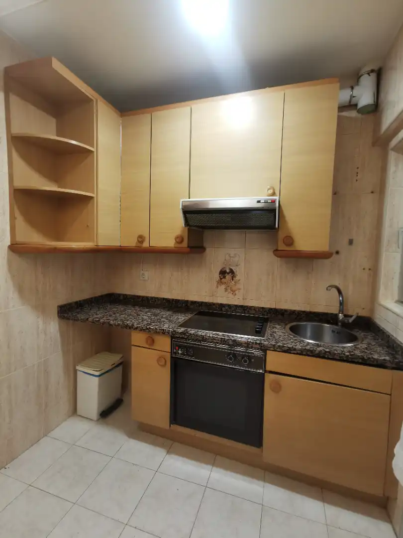 Cuina de Pis en venda en Salamanca amb Calefacció, Forn i Balcó