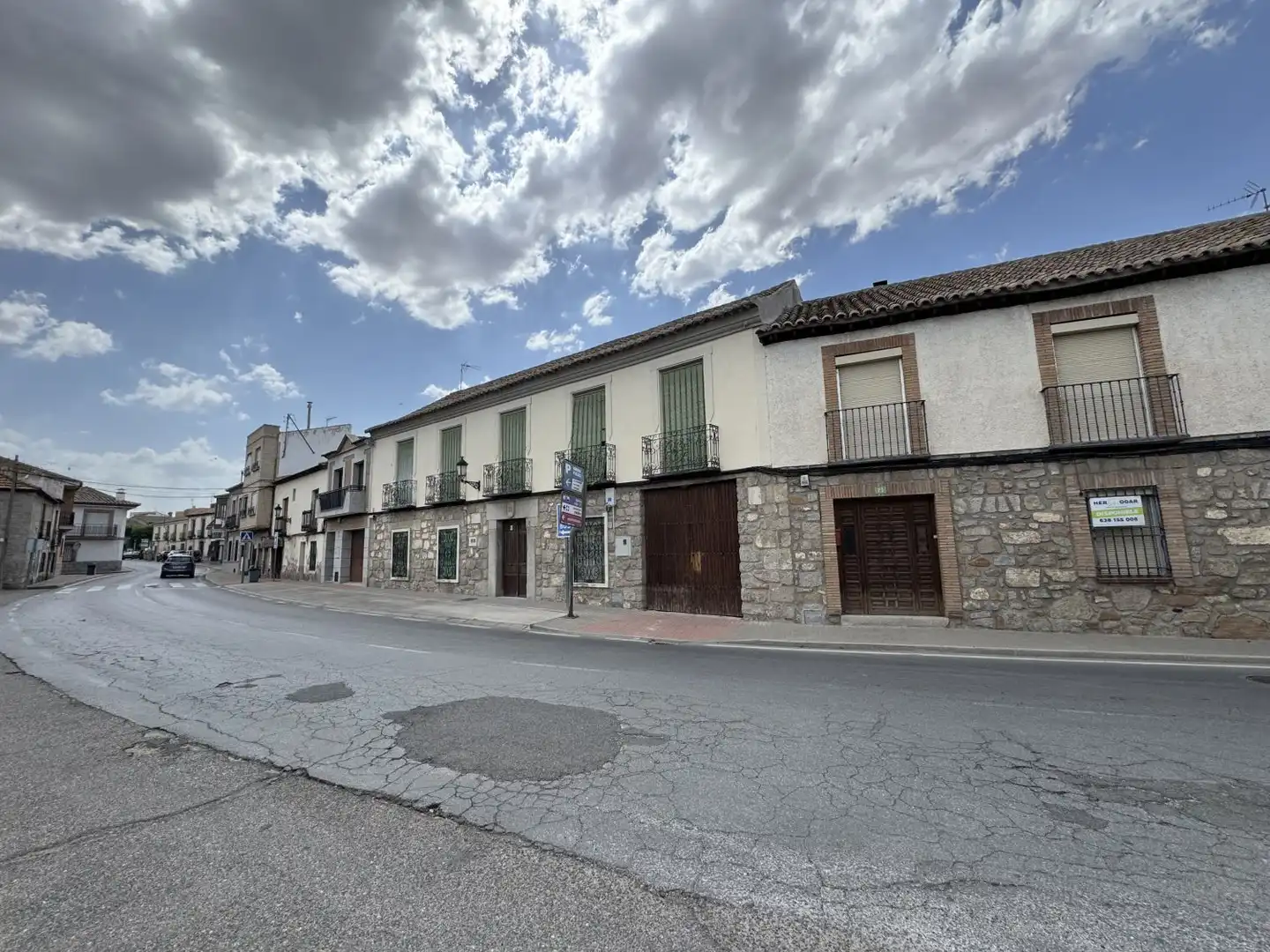 Vista exterior de Casa o xalet en venda en Las Ventas Con Peña Aguilera amb Calefacció