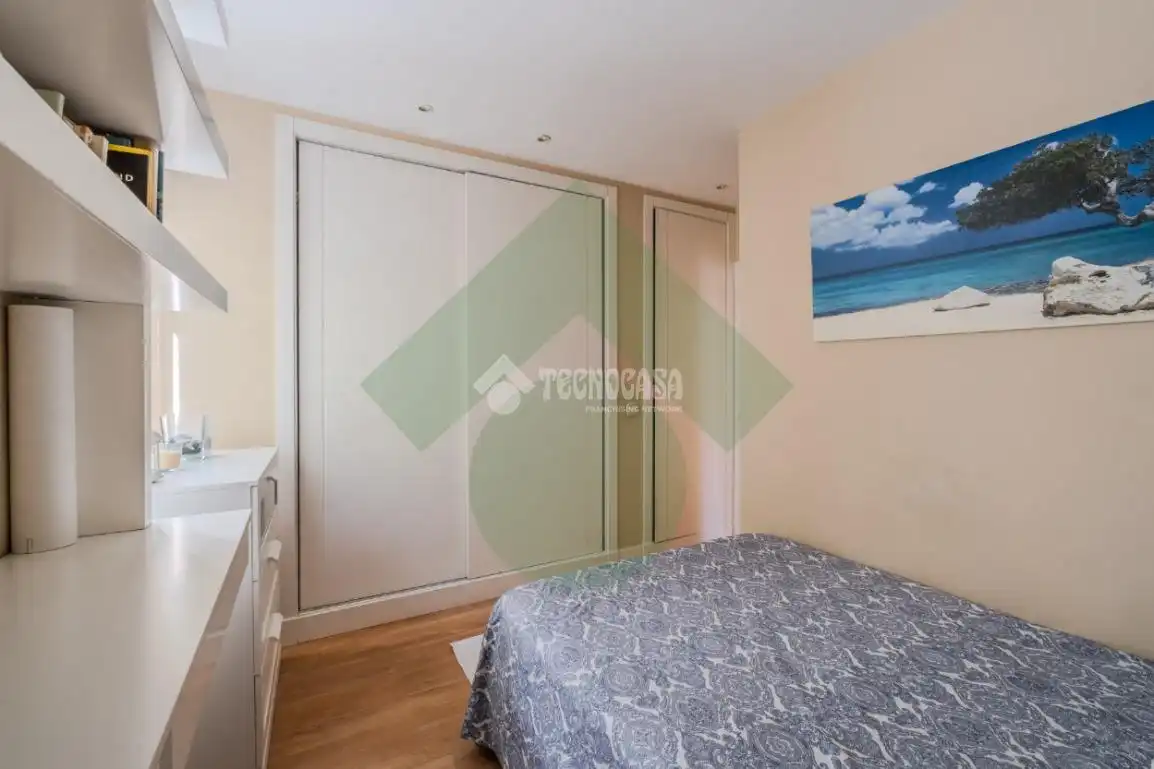 Appartamento con terrazza in affitto a Calle del Gral. Gallegos, imagen 13