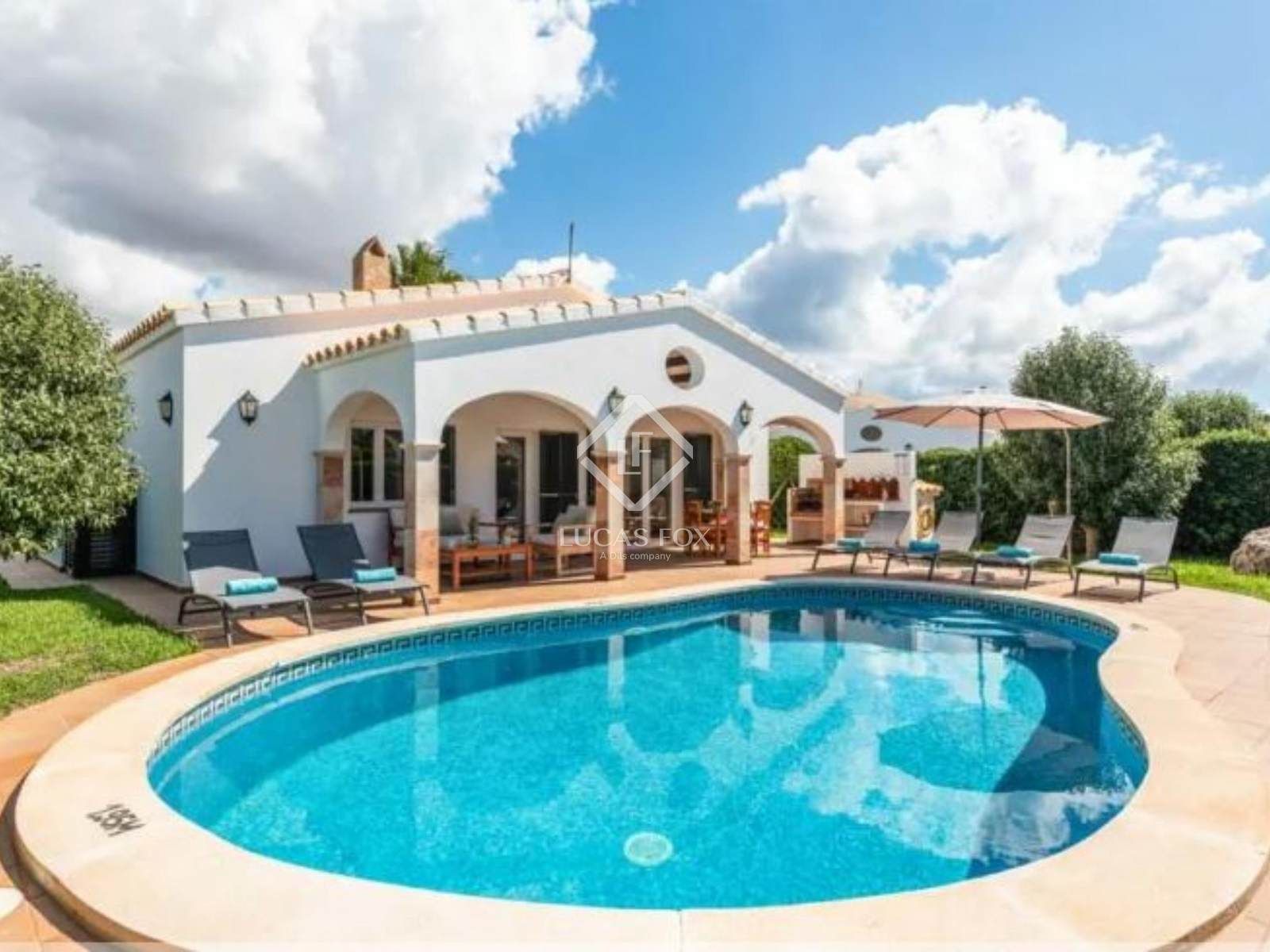 Vista exterior de Casa o xalet en venda en Ciutadella de Menorca amb Aire condicionat, Calefacció i Jardí privat