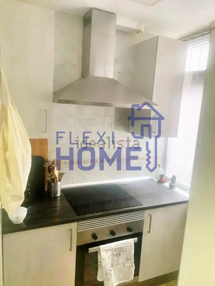 Piso en venta en CALLE TURINA, Chorrillo