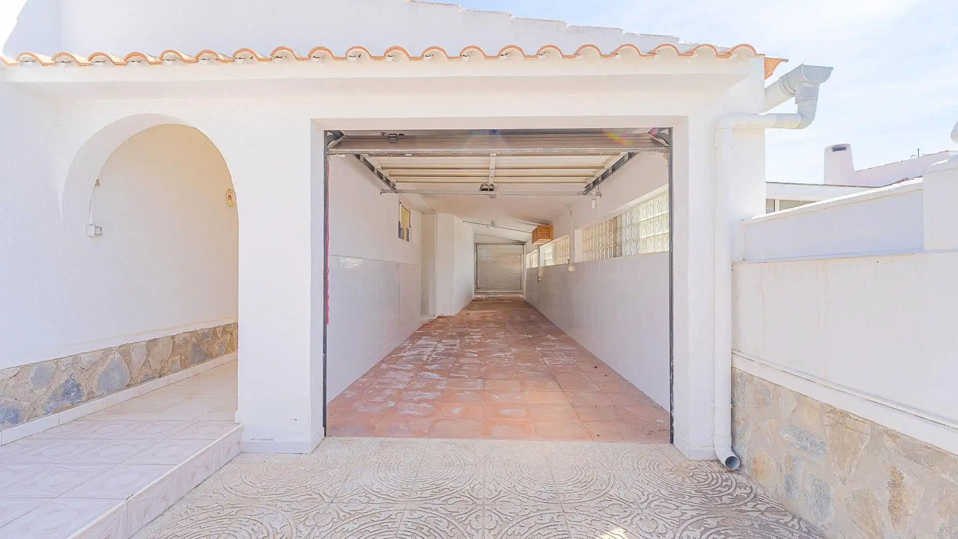Casa adosada en venta en Torrevieja con Jardín privado, Trastero y Piscina