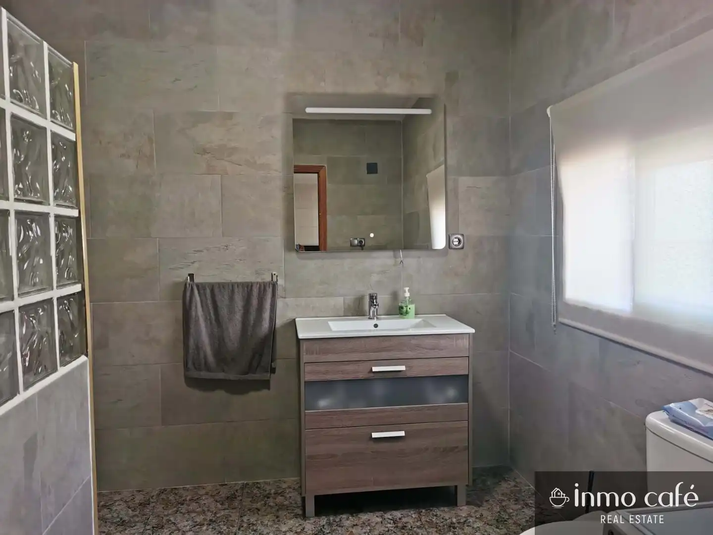 Baño de Casa adosada en venta en Crevillent con Aire acondicionado