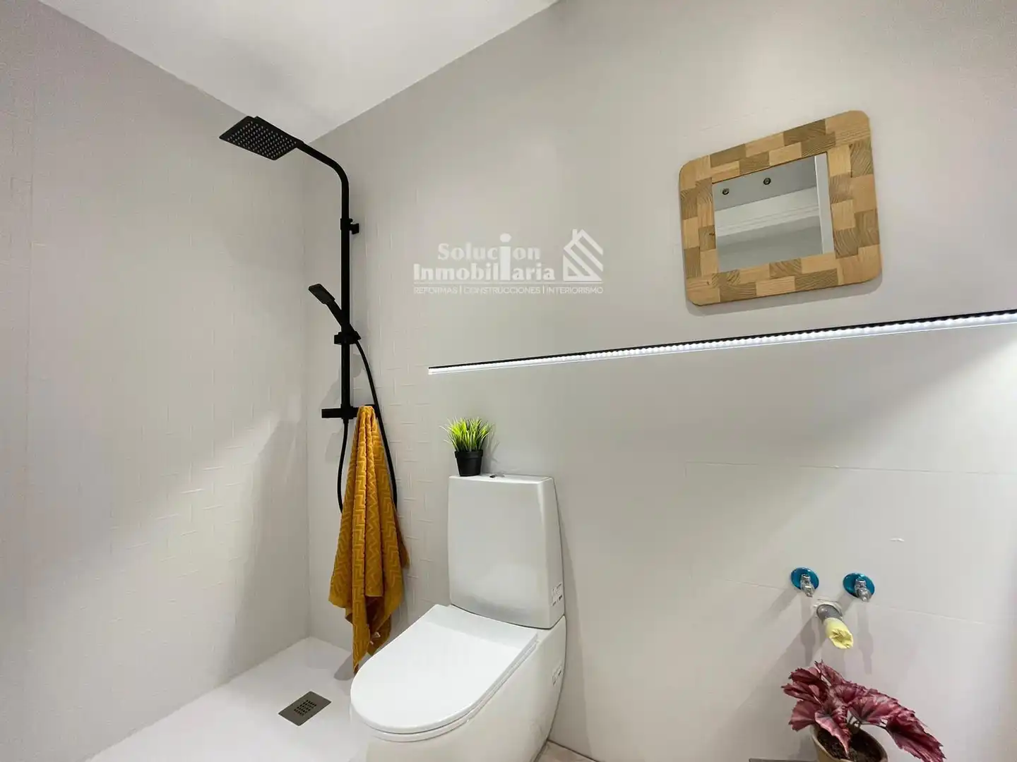 Bathroom of Flat for sale in San Bernardo - Carmelitas - Campus