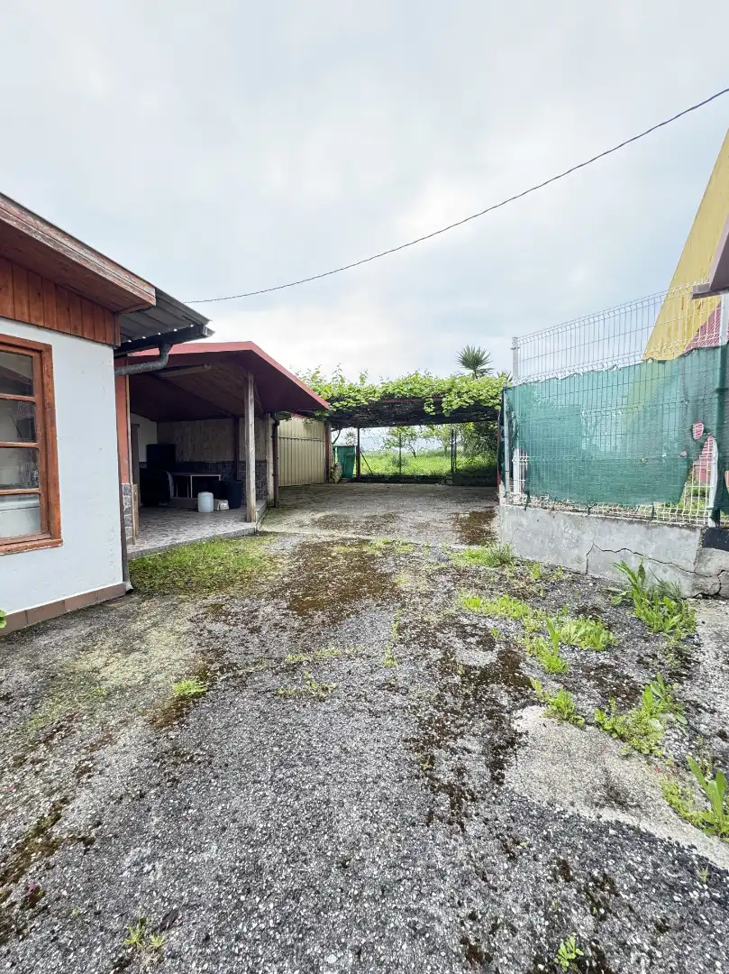Aparcament de Casa o xalet en venda en Castrillón amb Calefacció, Jardí privat i Parquet