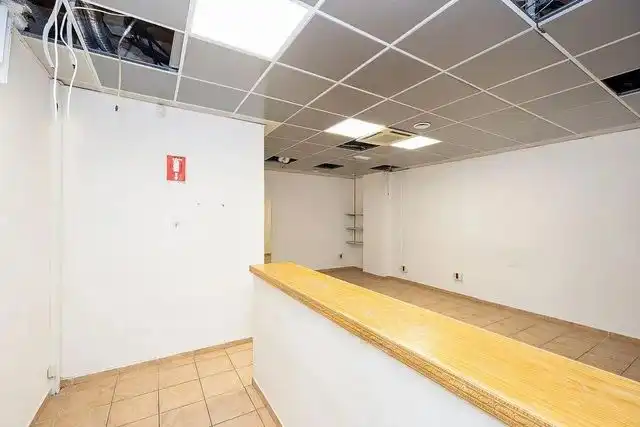 Local comercial de lloguer a ALMINARES DEL GENIL 5, imagen 5