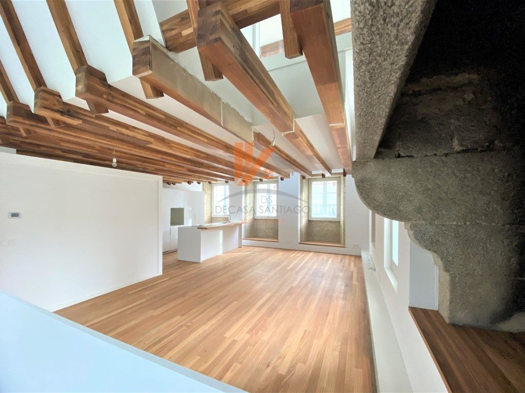 Vista exterior de Casa o xalet en venda en Santiago de Compostela  amb Aire condicionat, Calefacció i Traster