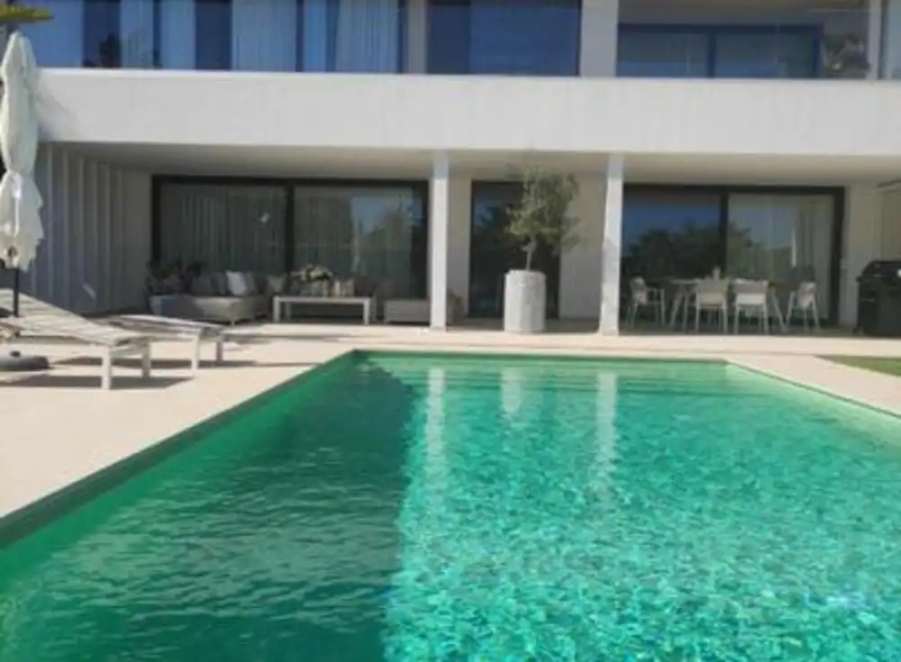 Swimming pool of Houses for sale in Estepona  with Air Conditioner, Private garden and Terrace