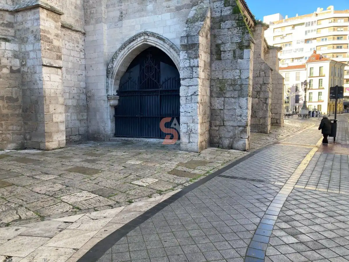 Exterior view of Flat for rent in Valladolid  with Heating and Furnished