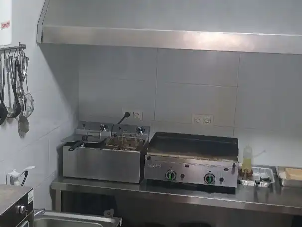 Locale commerciale in cessione a Preceptores 2, imagen 16