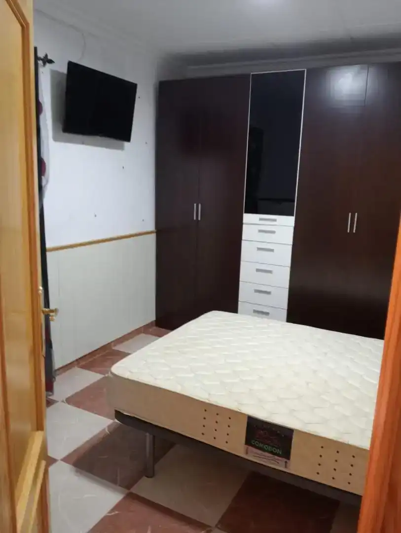 Habitación de Planta baja en venta en Benamaurel con Jardín privado, Trastero y Amueblado