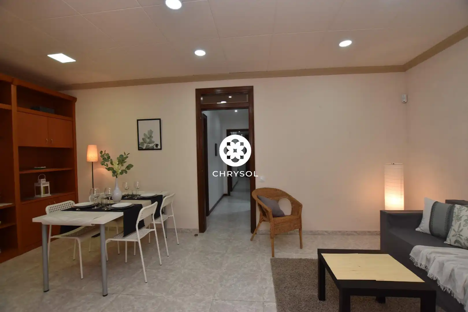 Sala d'estar de Pis en venda en Barcelona amb Terrassa, Traster i Alarma