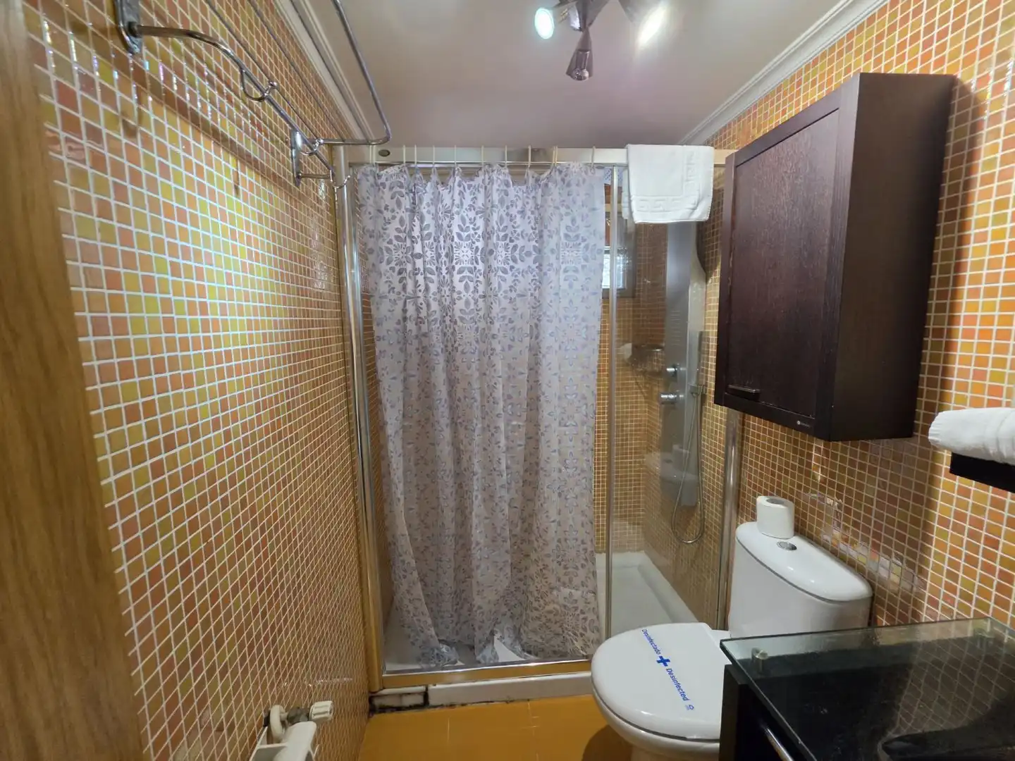 Bany de Apartament en venda en A Coruña Capital  amb Calefacció