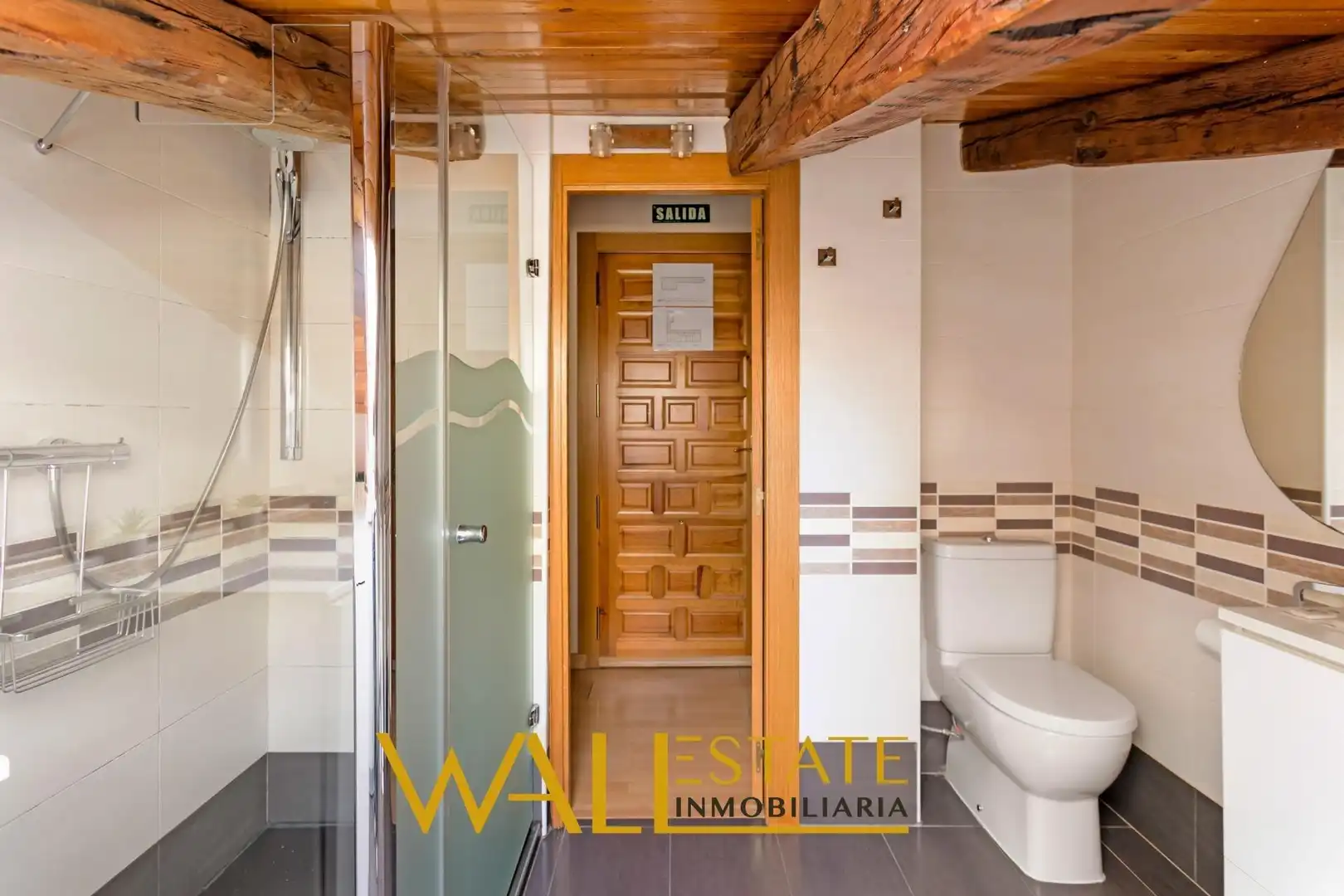 Flat for sale in Madrid  with Air Conditioner and Heating