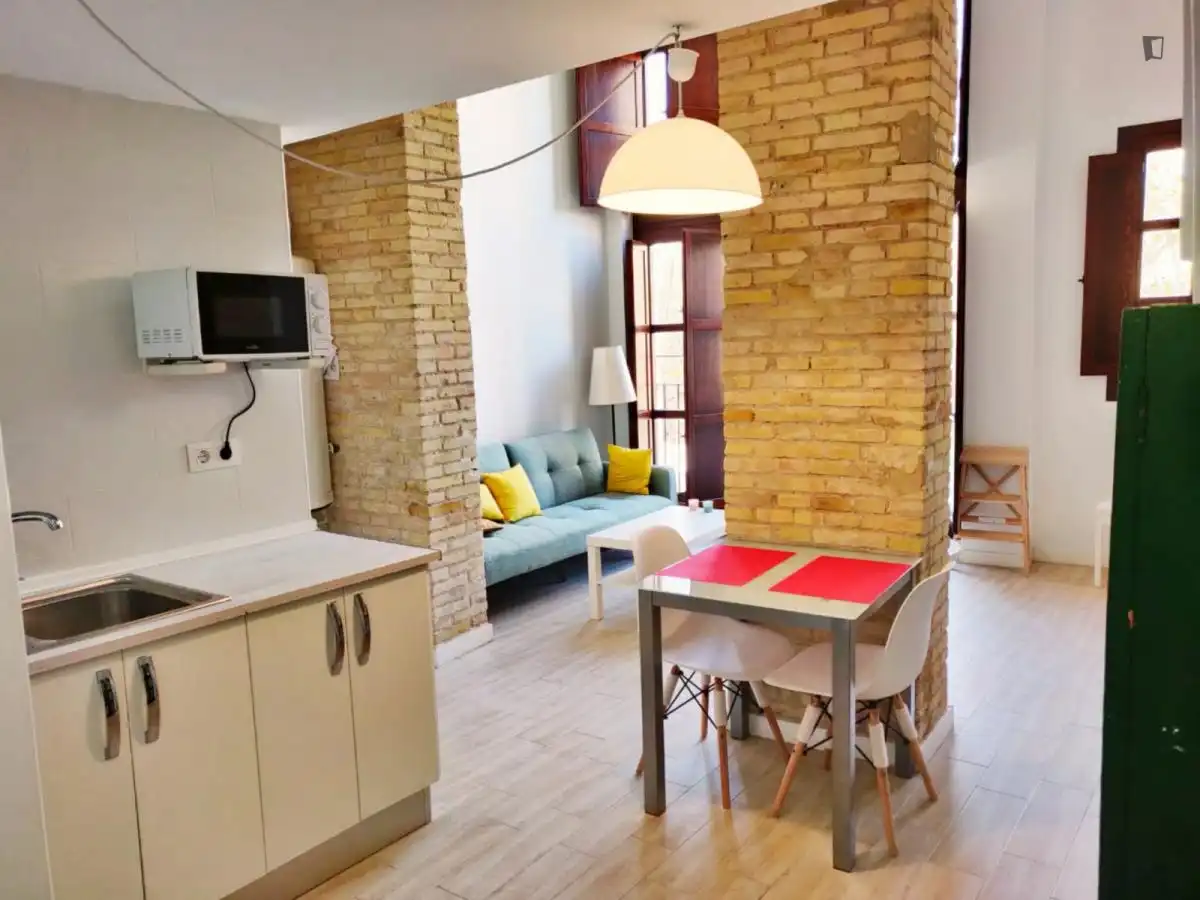 Wohnung zur Miete in El Cabanyal - El Canyamelar