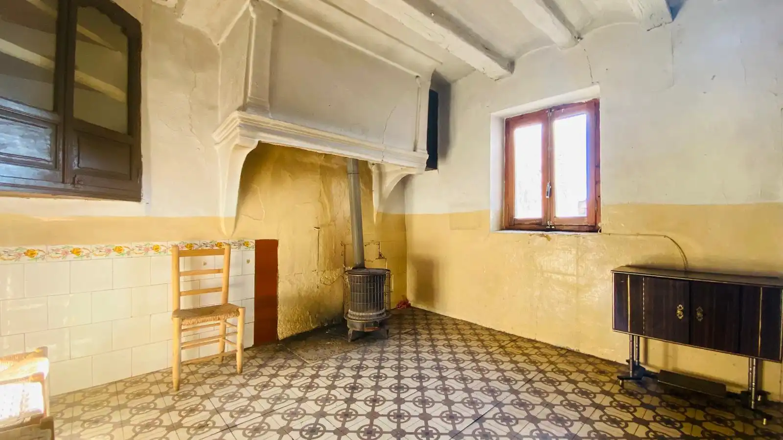 Cuina de Casa adosada en venda en Mosqueruela amb Terrassa i Traster