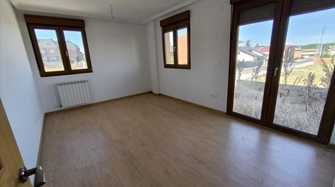 Foto 4 de Edifici en venda a Peralina-cl, Sariegos, León
