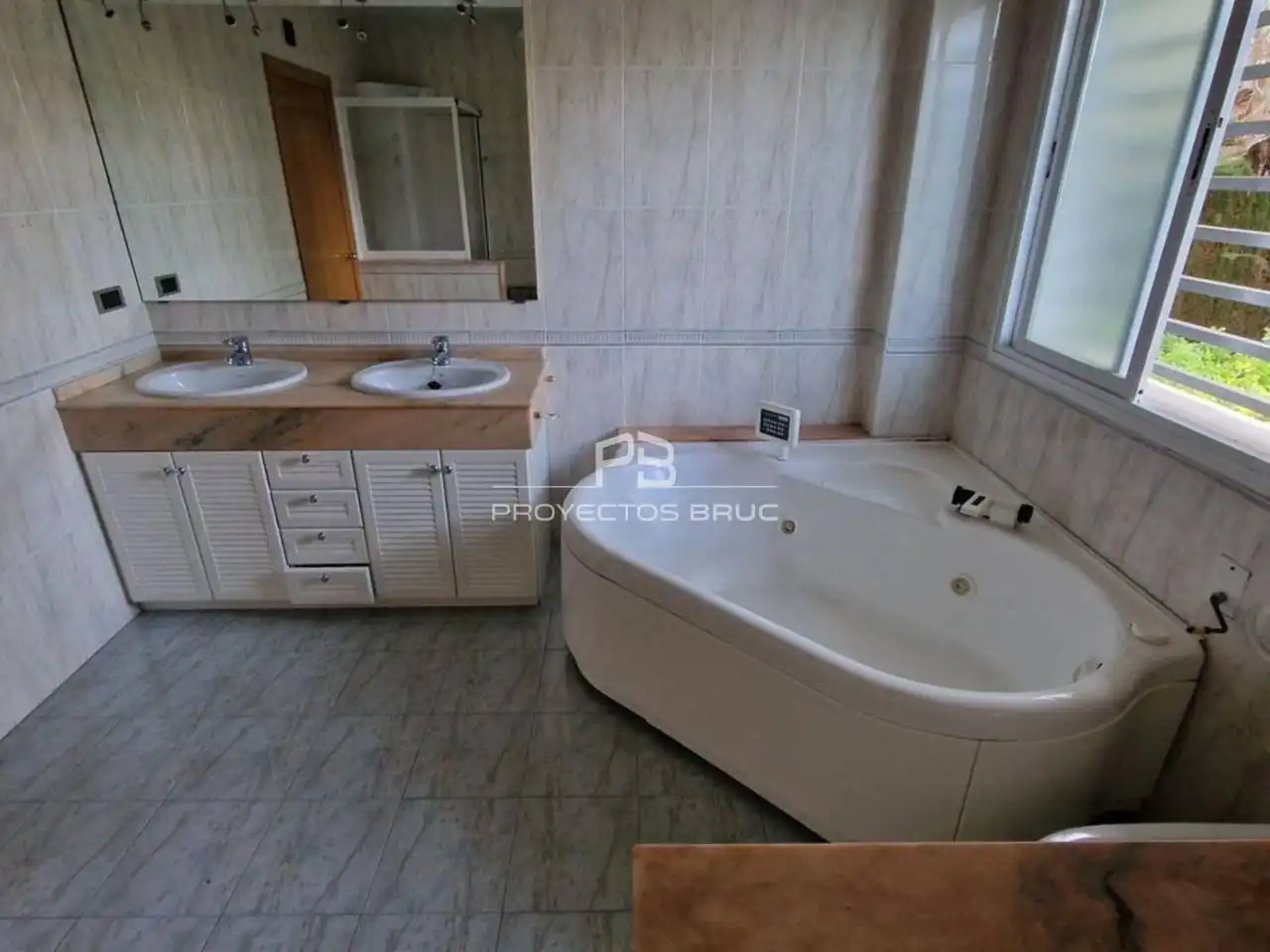 Villa con giardino in vendita a Sant Esteve Sesrovires, imagen 24