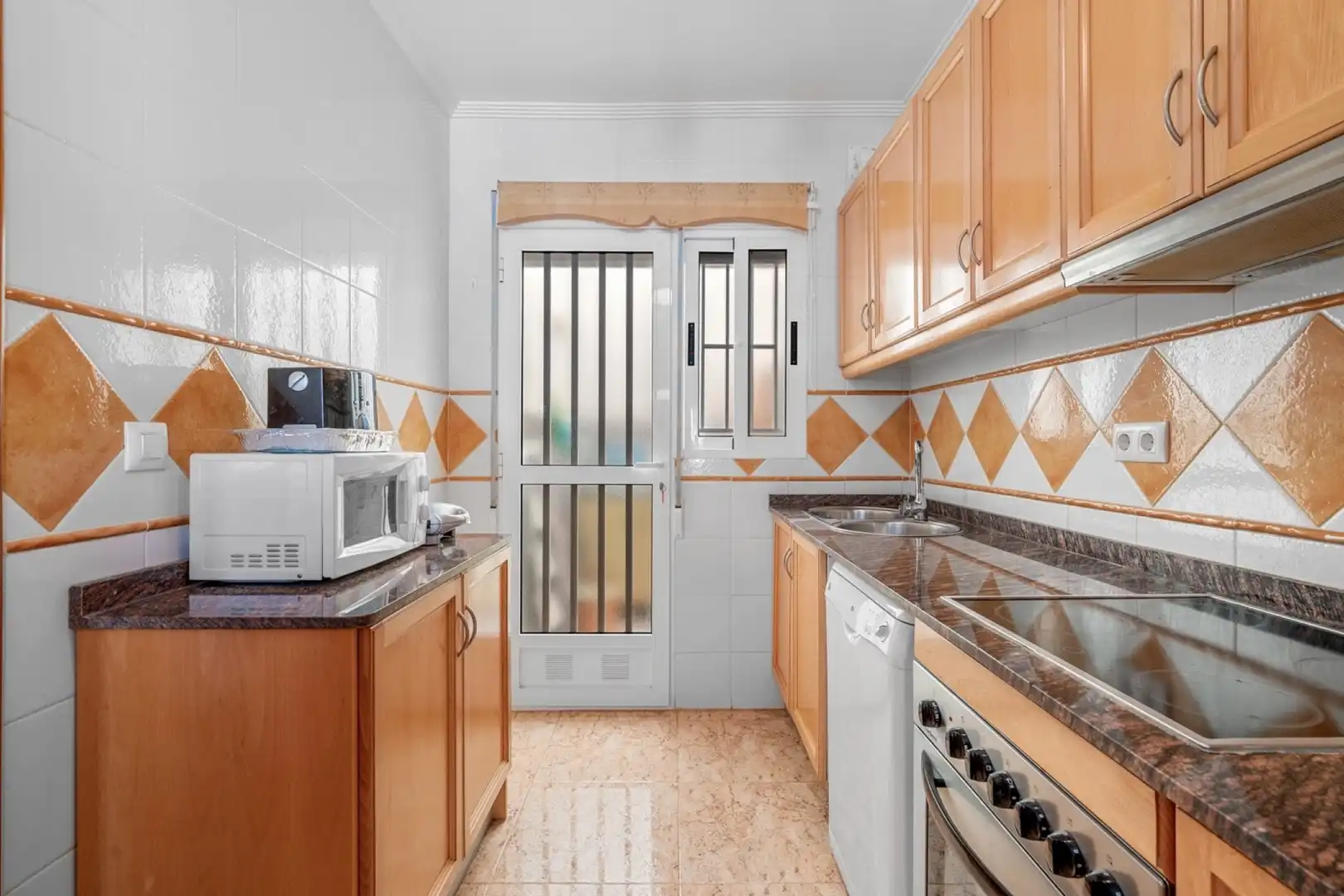 House with terrace for sale in El Raso, imagen 11