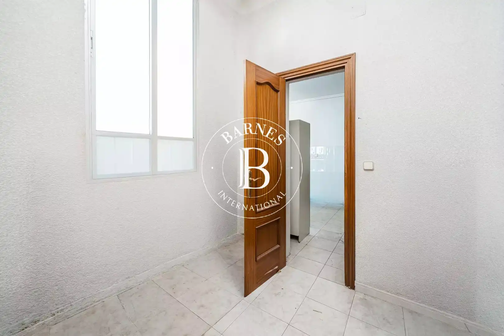 Habitación de Piso en venta en Madrid con Calefacción y Balcón