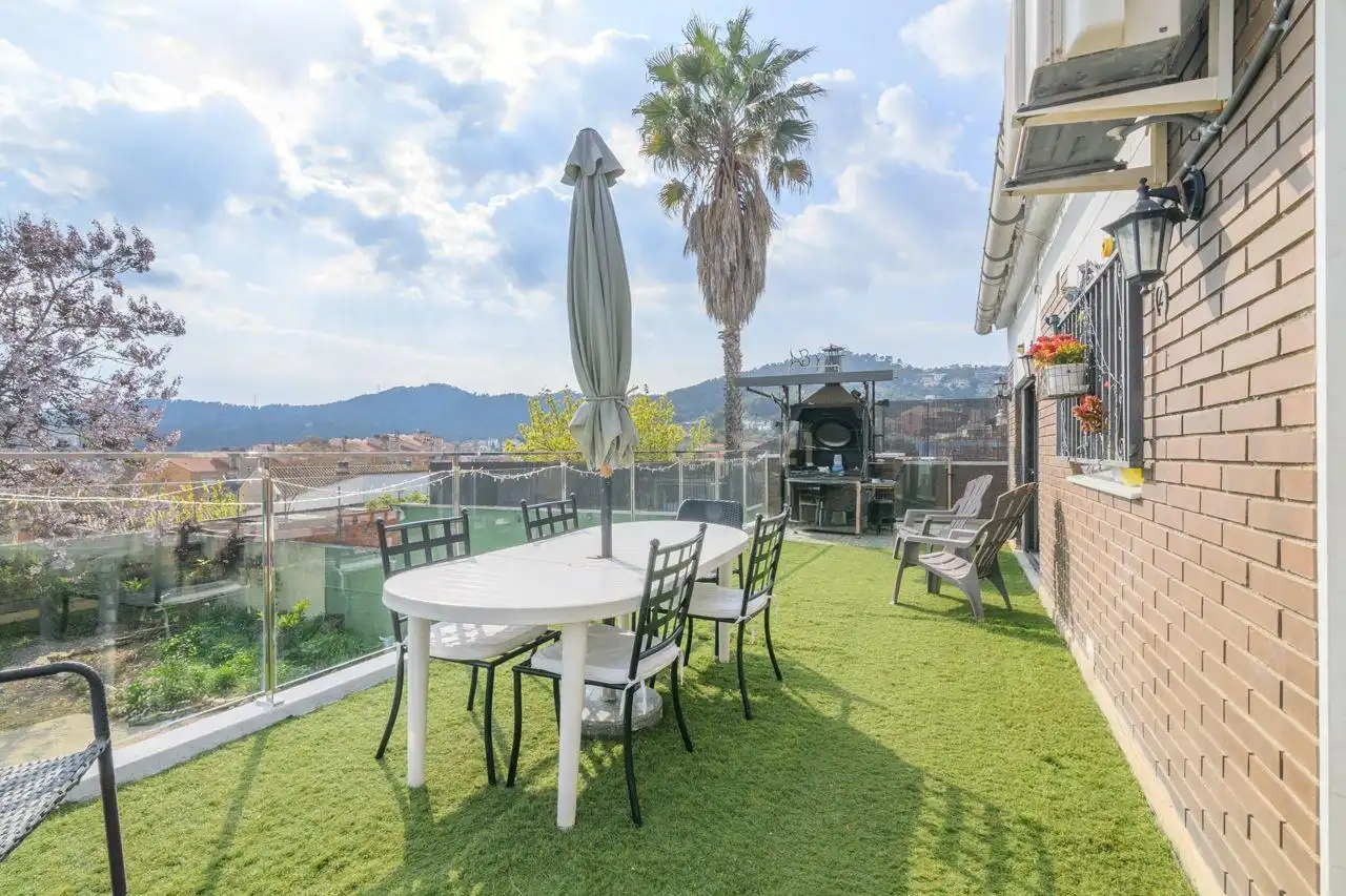 Houses for sale in Sant Vicenç Dels Horts