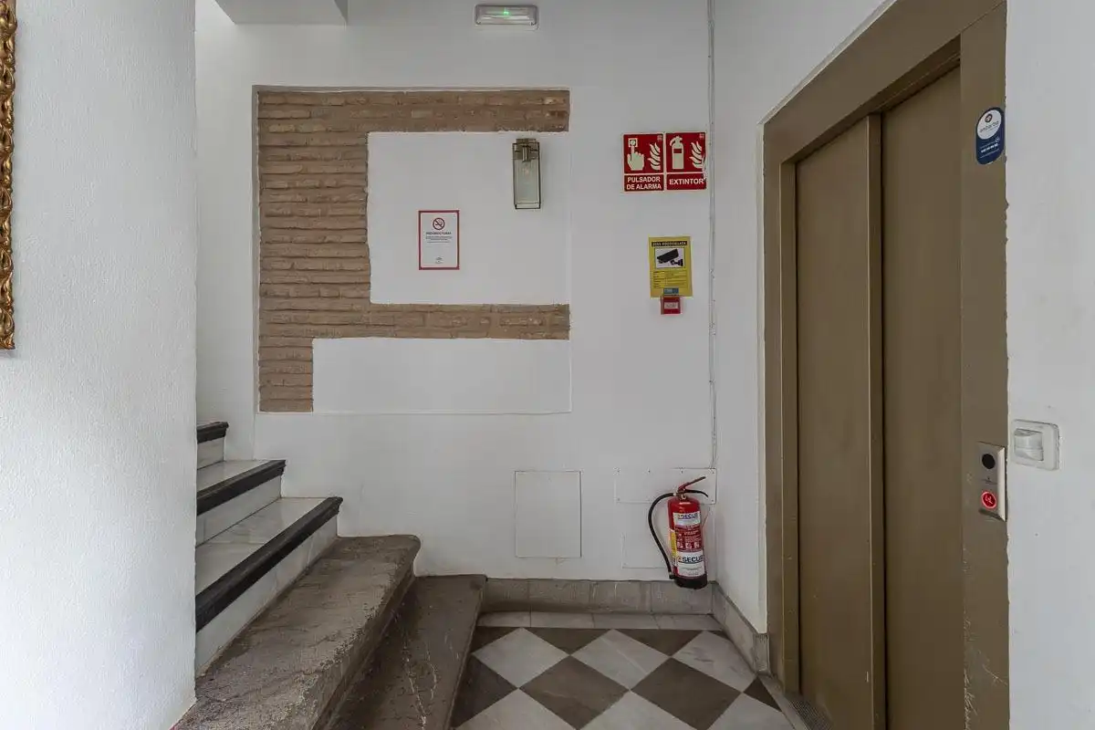 Gebäude zur Miete in Granada