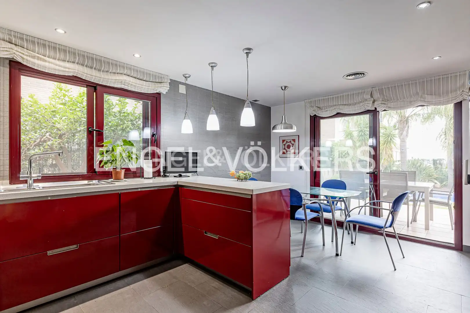 Cocina de Casa o chalet en venta en El Vendrell con Aire acondicionado, Calefacción y Jardín privado