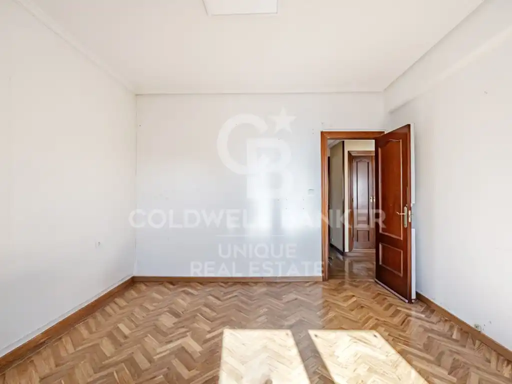Vista exterior de Piso en venta en Madrid con Terraza