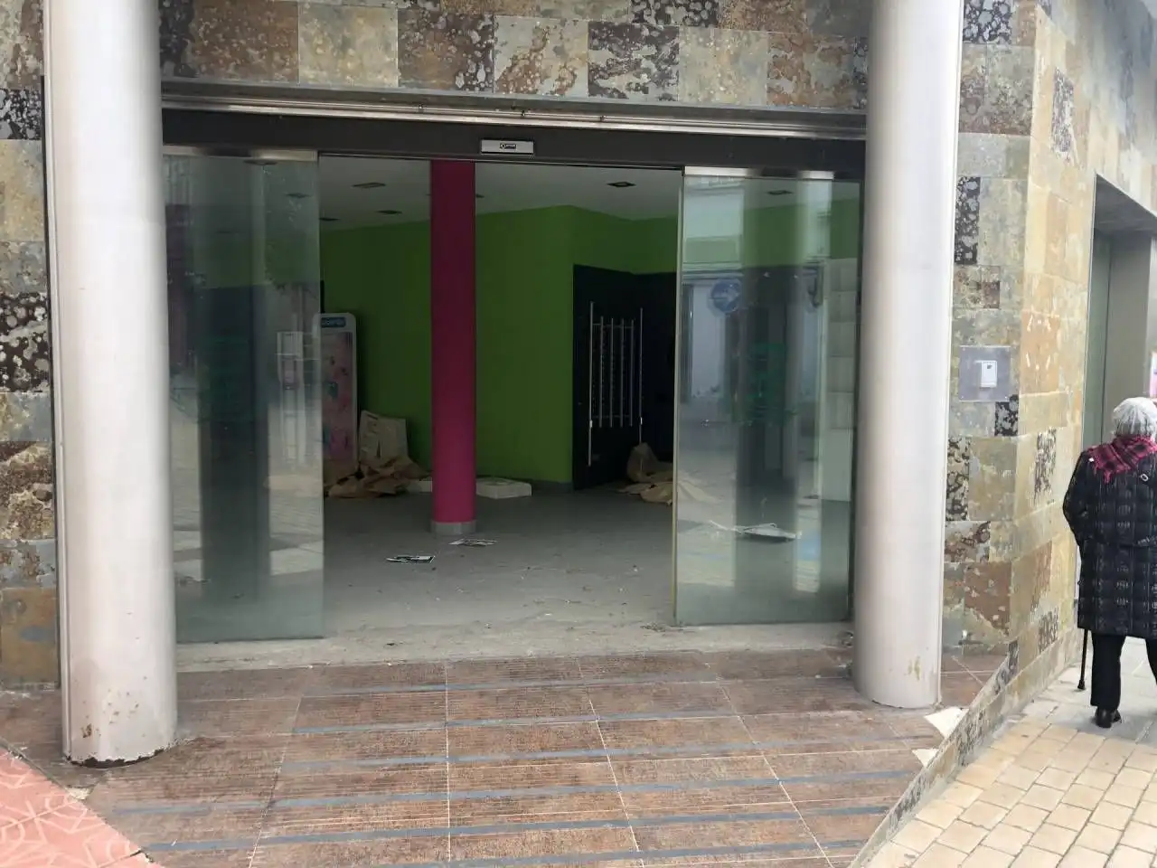 Business premises to rent in A Rúa, imagen 4