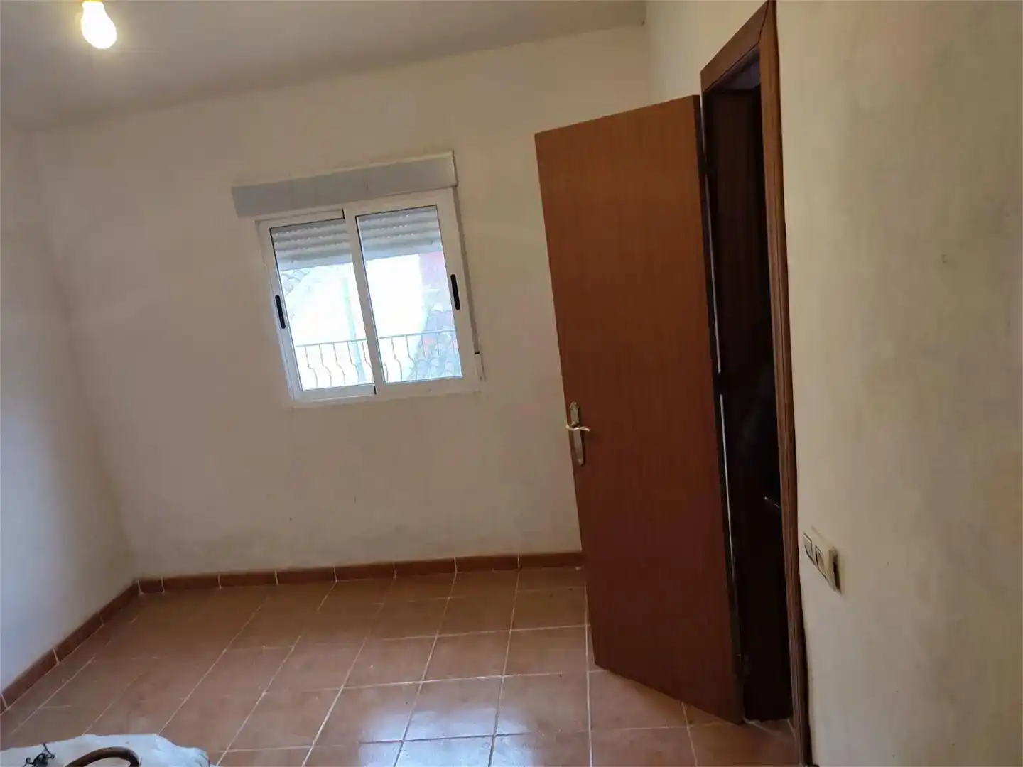 Habitación de Dúplex en venta en Siles con Aire acondicionado, Trastero y Amueblado