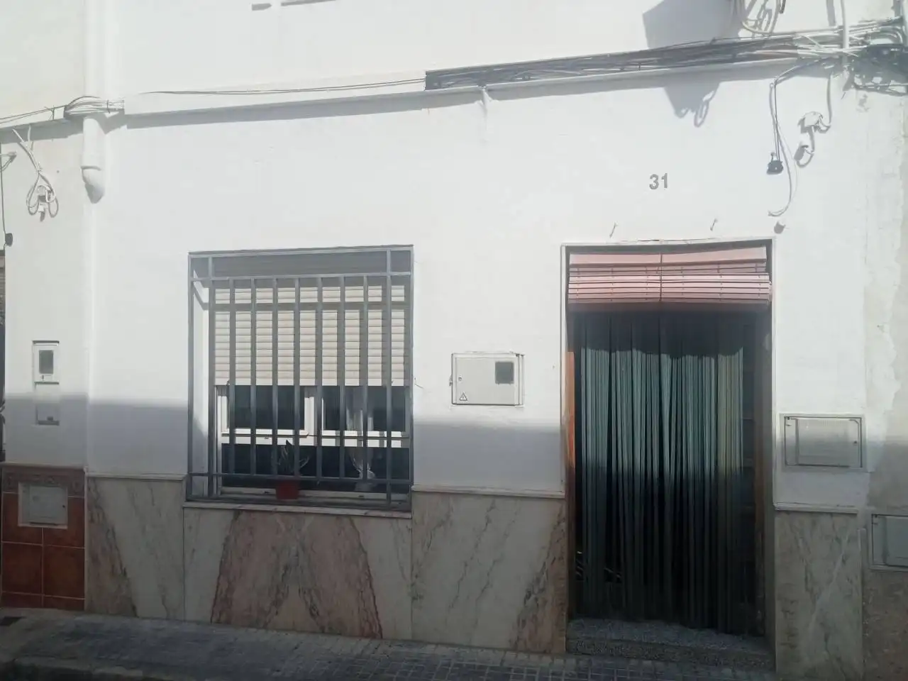 Vista exterior de Casa adosada en venda en Oliva amb Aire condicionat, Calefacció i Terrassa