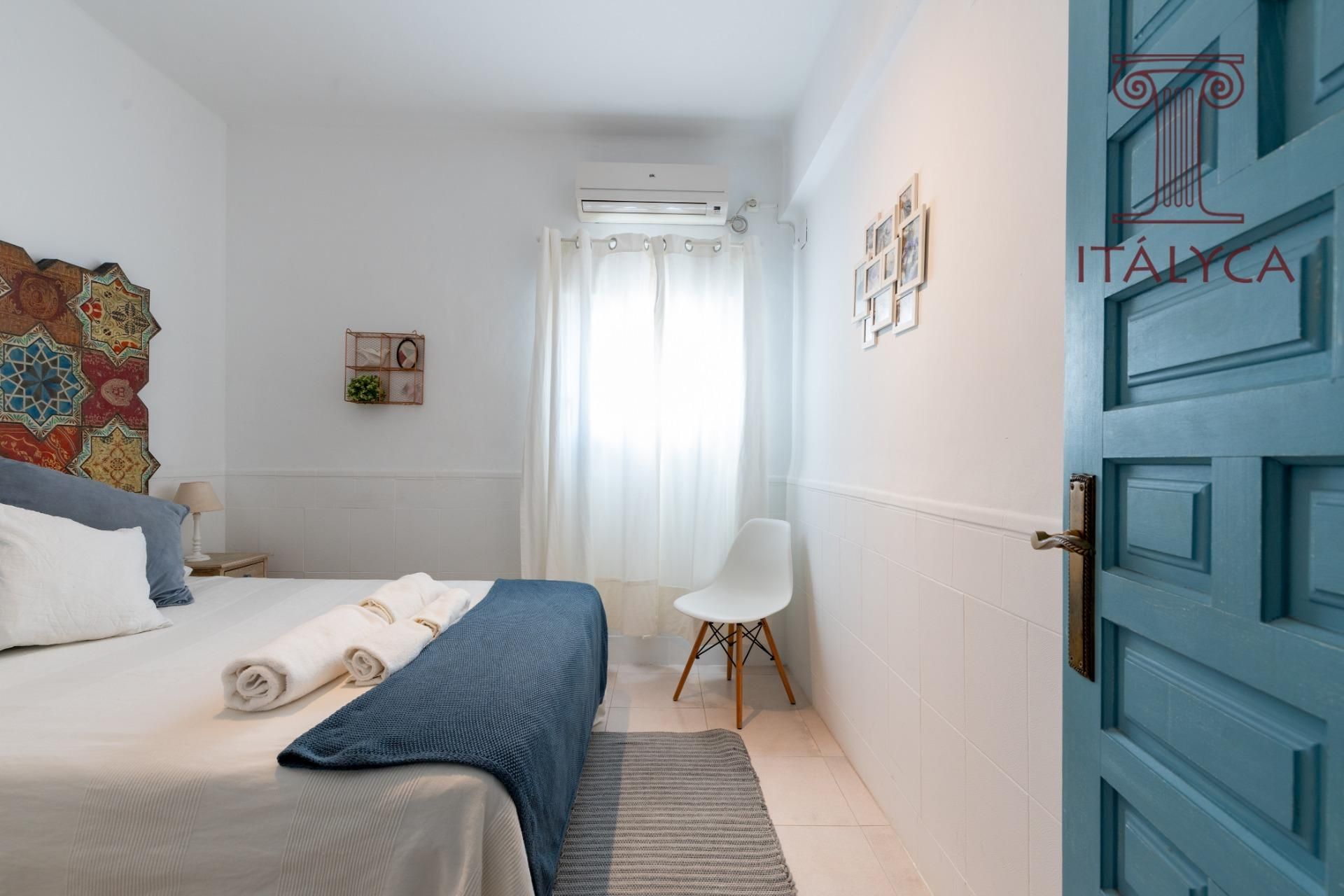Habitación de Piso en venta en  Sevilla Capital con Aire acondicionado y Calefacción