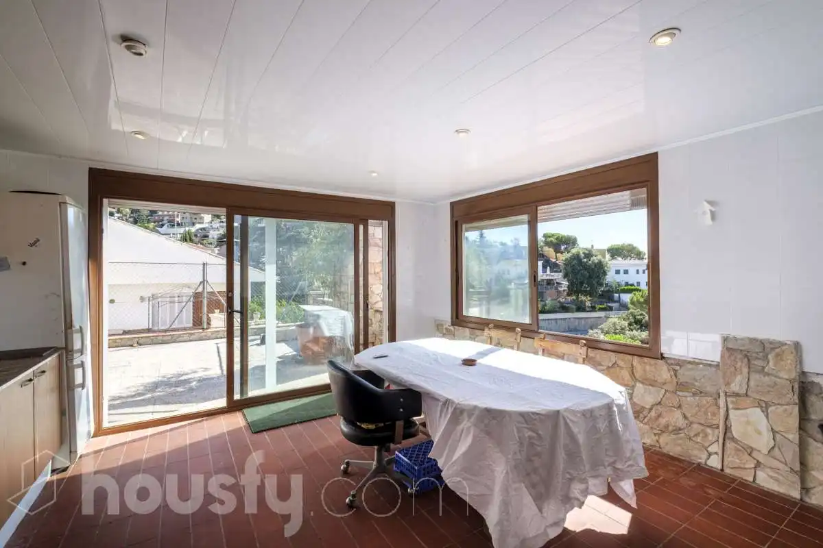 Detached house with pool for sale in Calle Bergueda ., imagen 17