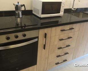 Kitchen of Flat to rent in  Granada Capital  with Air Conditioner