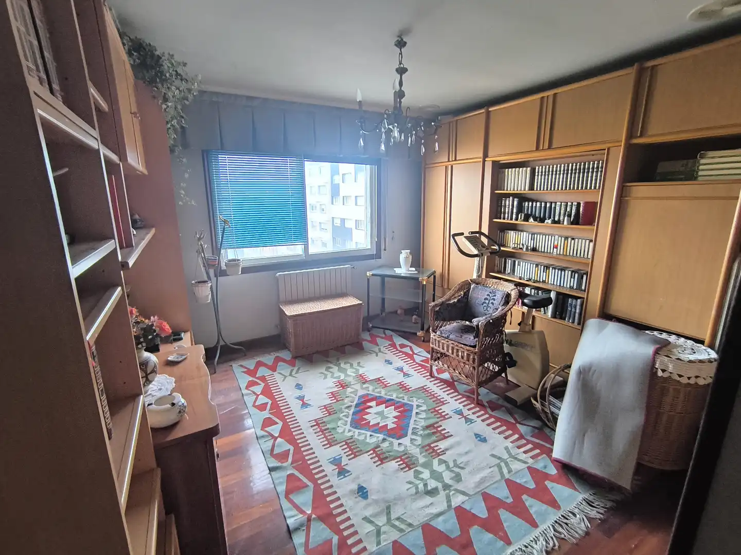 Habitación de Piso en venta en Pontevedra Capital  con Calefacción, Parquet y Trastero