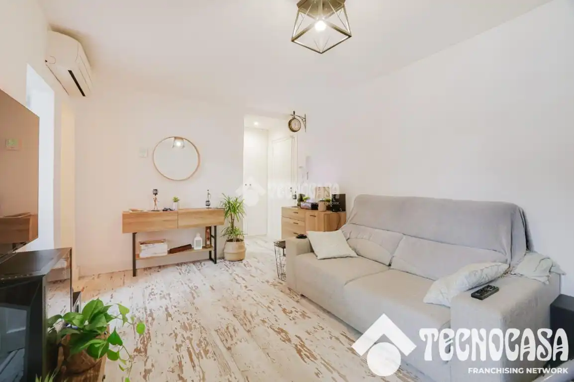 Living room of Flat for sale in Barcelona  with Air Conditioner