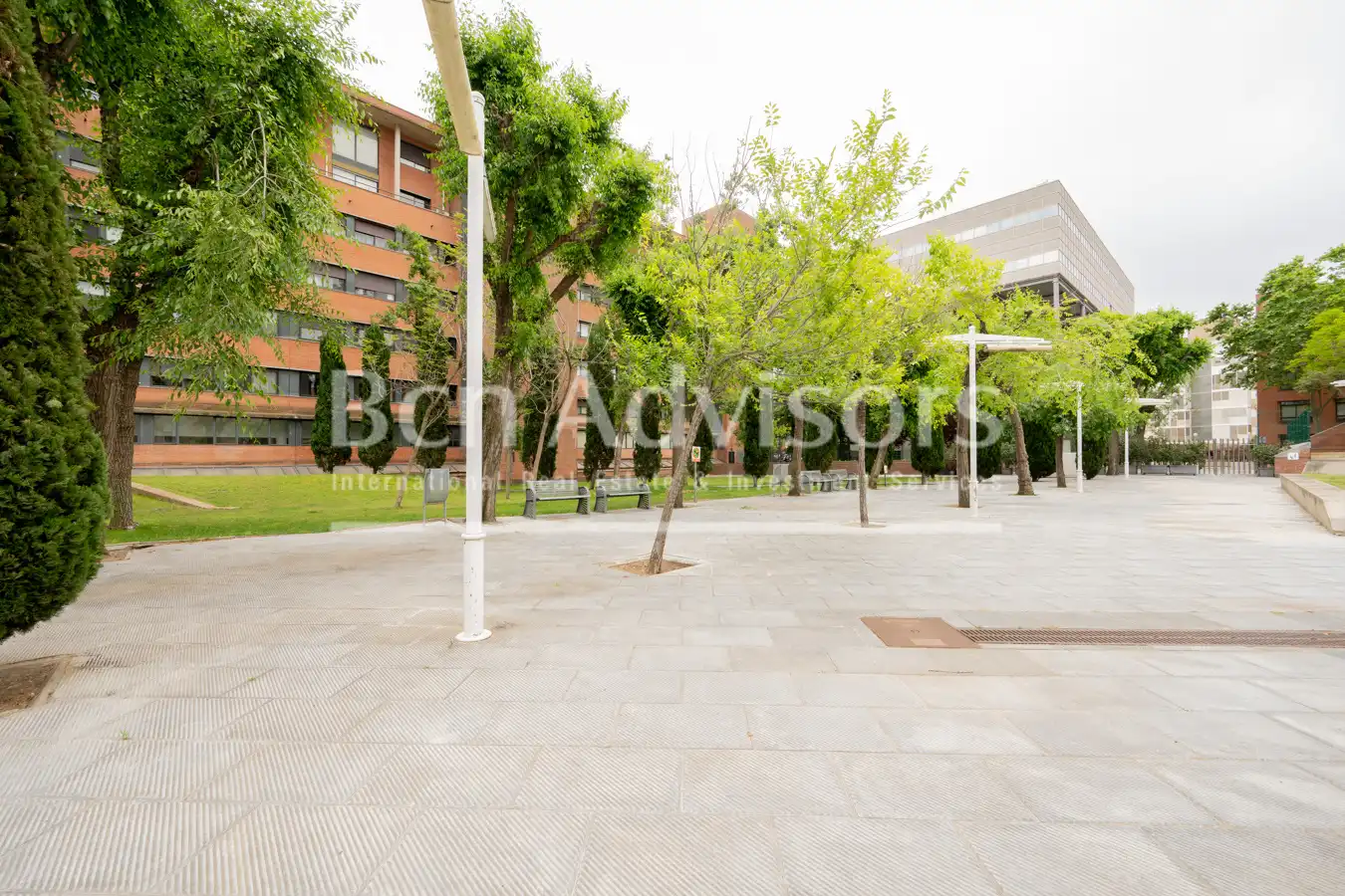 Vista exterior de Piso en venta en Barcelona con Aire acondicionado, Calefacción y Jardín privado