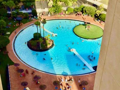 Swimming pool of Flat for sale in Benidorm  with Air Conditioner, Heating and Terrace