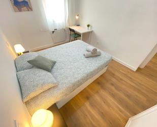 Flat to share in Calle de Ramón Serrano, 45,  Madrid Capital