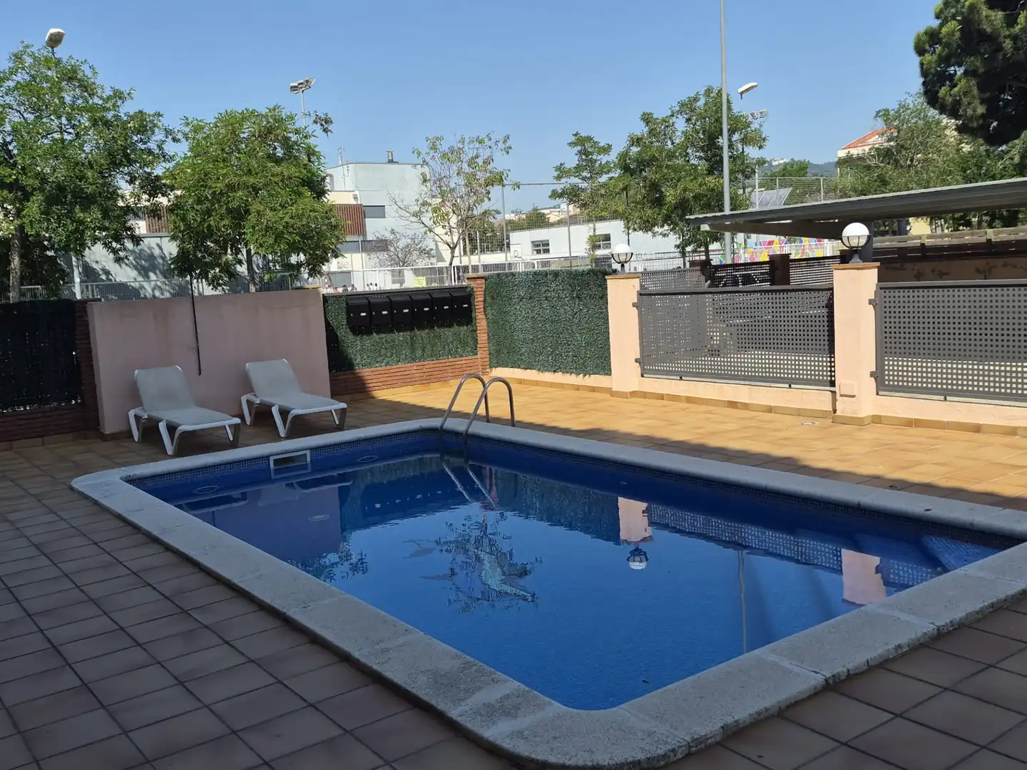 Swimming pool of Flat for sale in Pineda de Mar  with Air Conditioner, Heating and Terrace