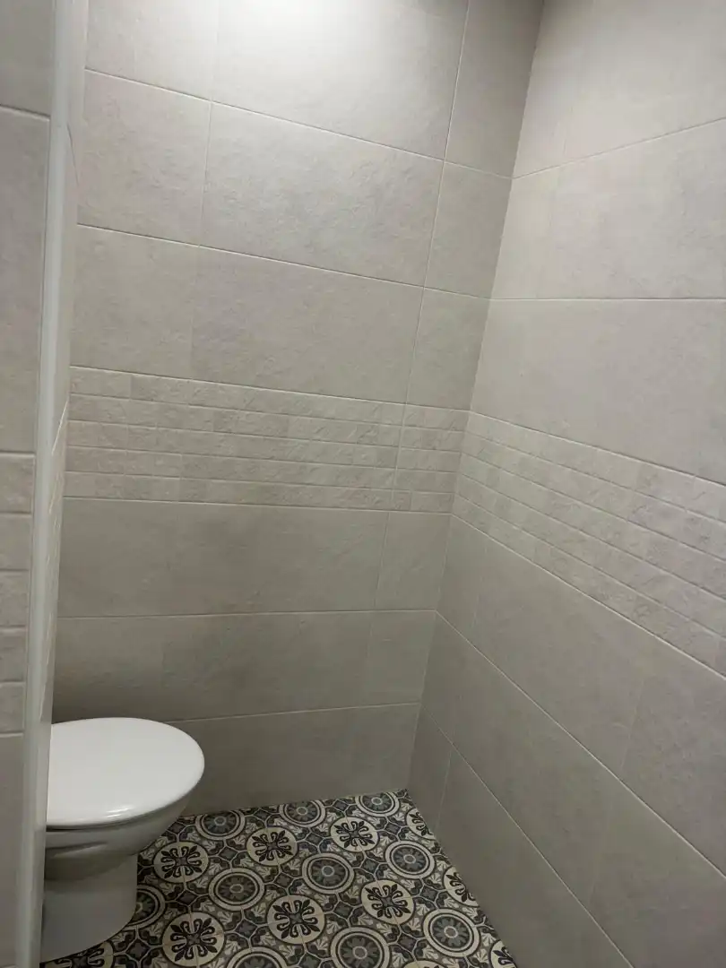 Badezimmer von Geschaftsraum zur Miete in Sant Boi de Llobregat