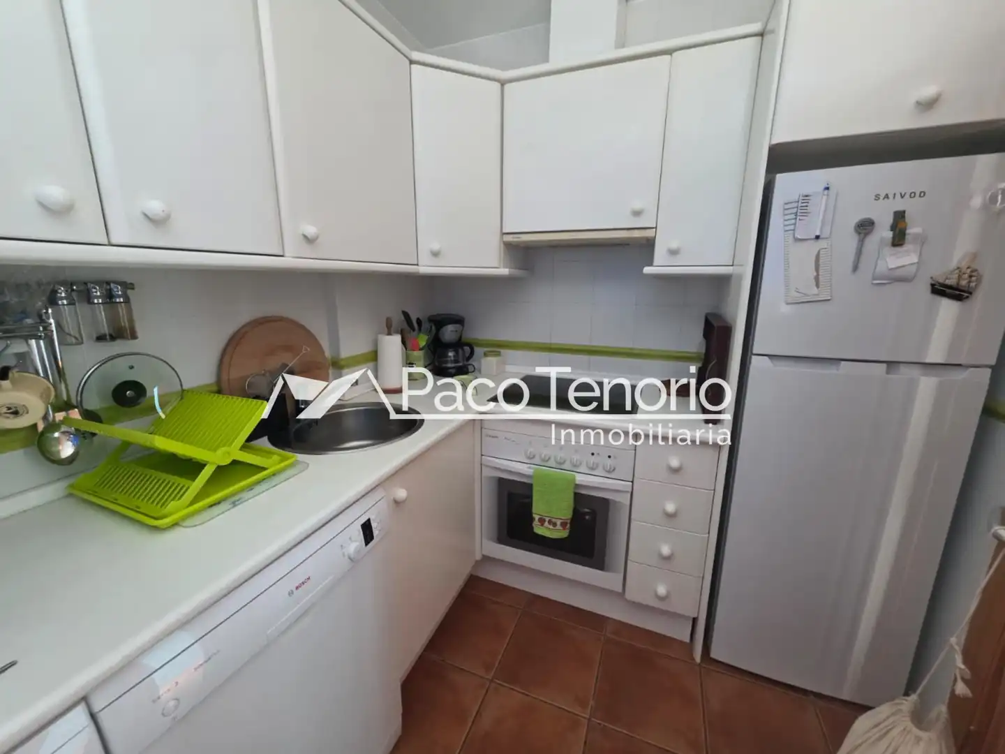Küche von Einfamilien-Reihenhaus zum Verkauf in Islantilla mit Terrasse, Möbliert und Waschmaschine